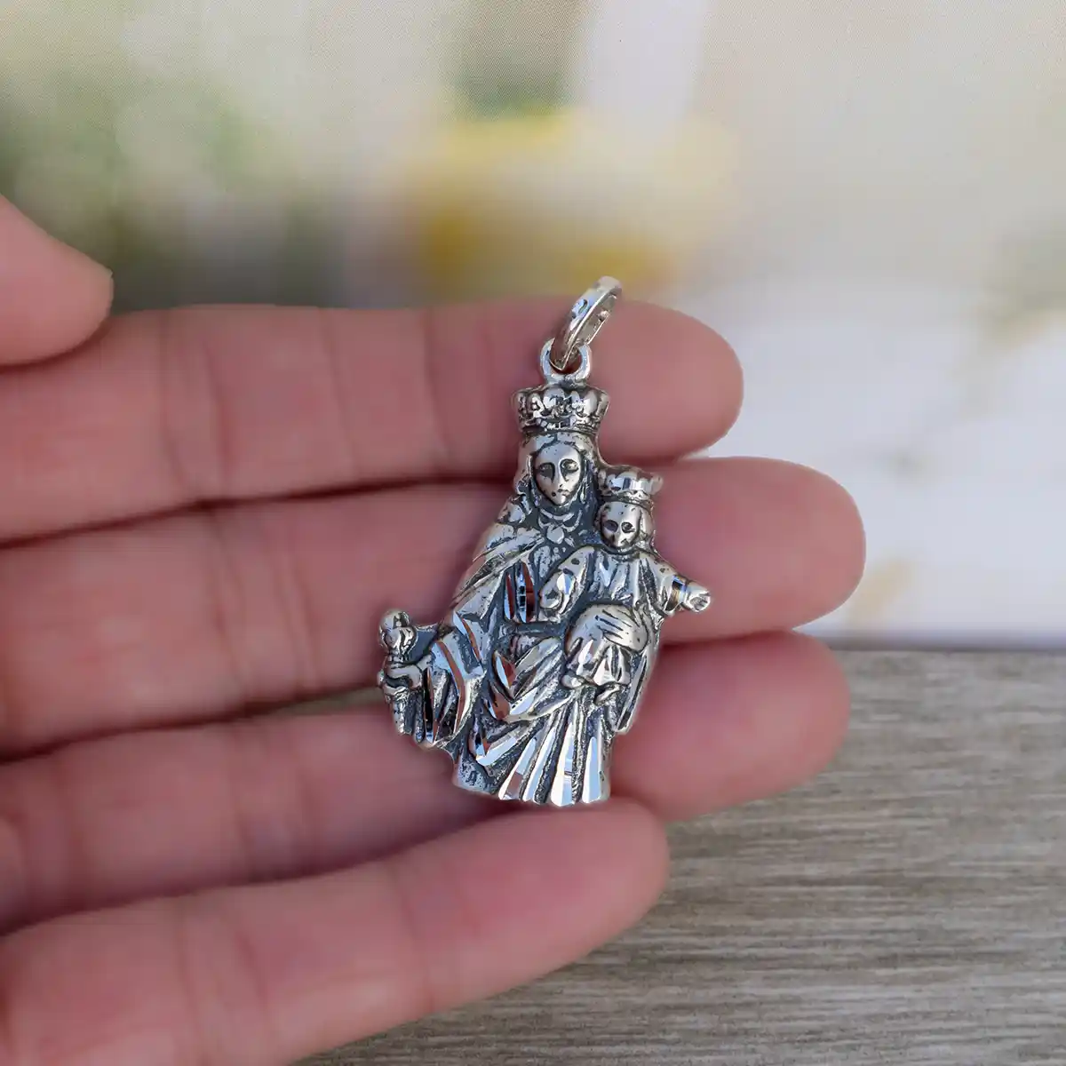 Medalla Virgen María Auxiliadora
