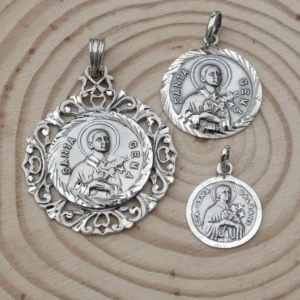 Medalla Santa Gema con forma redonda en plata de ley