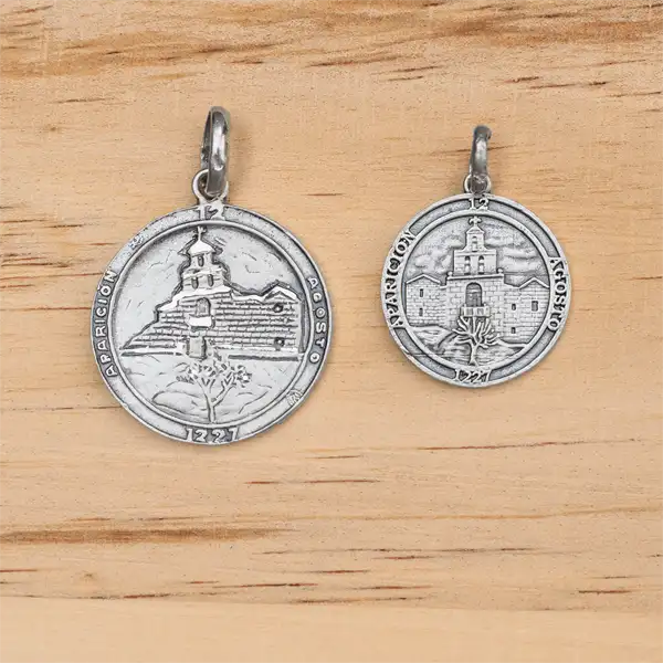 Medalla Virgen de la Cabeza Aparición Redonda espalda con Santuario en plata de ley 925